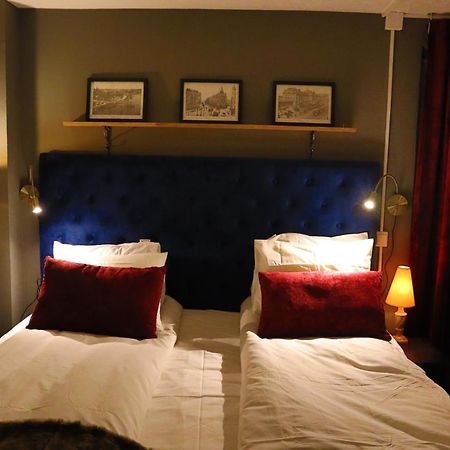 Goete'S B&B Tumba Εξωτερικό φωτογραφία